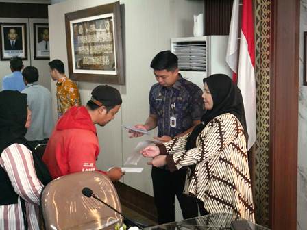 Pemkot Bandar Lampung Perkuat Jaring Pengaman Sosial, 15 Warga Terima Bantuan Langsung