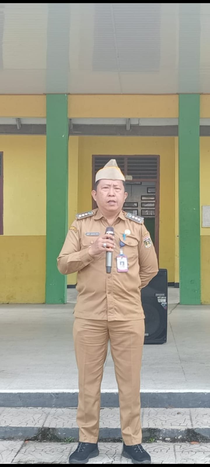 Masyarakat Padang Ratu Apresiasi Kepemimpinan Camat Agung Awet, SH Dalam Peningkatan Penerangan Jalan