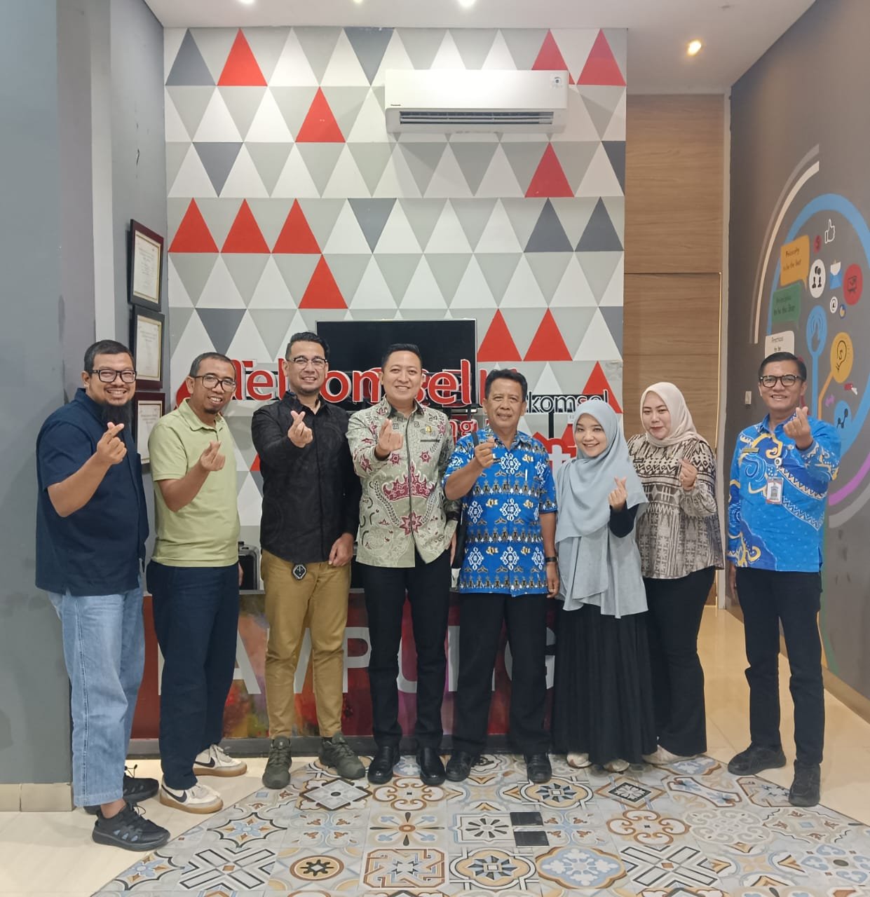 Audiensi Diskominfotiksan Pesawaran Bersama Telkomsel Bahas Penanganan Blankspot dan Penguatan Jaringan Telekomunikasi