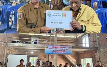 Pemkon Sinar Jawa Salurkan BLT-DD Insentif Ketua RT, Guru PAUD dan Driver Ambulans