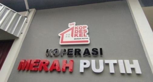 Buruh Proyek Gedung KDMP SP.10 Keluhkan Upah Belum Dibayar