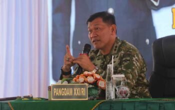 Pangdam XXI/Radin Inten Kunjungi Kodim 0422/Lampung Barat Perkuat Soliditas