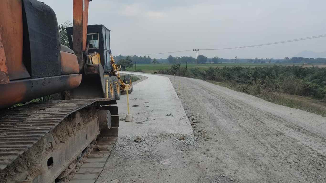 Penantian Puluhan Tahun Berakhir, Pemprov Lampung Mulai Bangun Ruas Jalan Haduyang Ratu Lampung Tengah