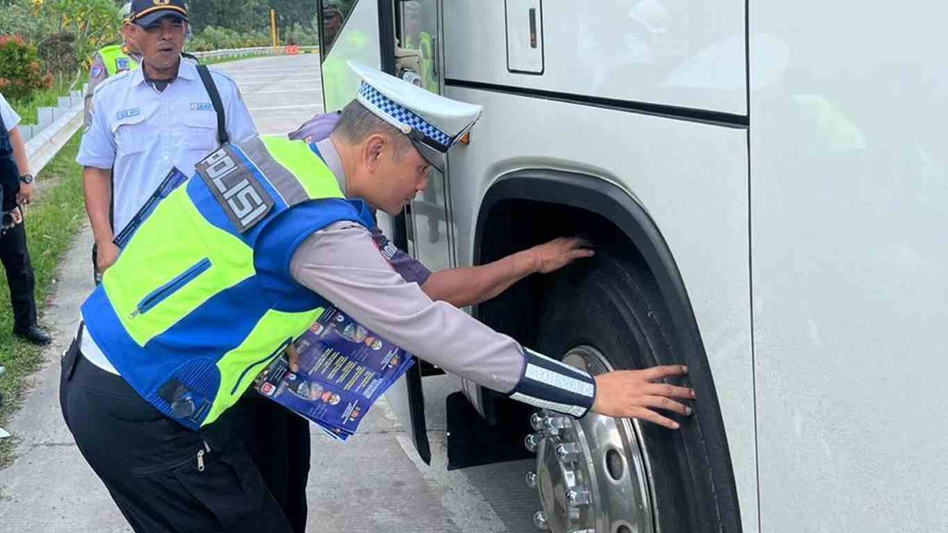 Libur Sekolah 2026, Ditlantas Polda Lampung Perketat Ramp Check Bus AKAP, AKDP, dan Pariwisata