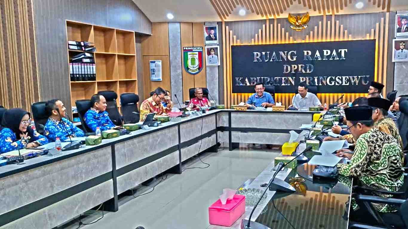 Pansus DPRD Pringsewu Usulkan Perampingan OPD untuk Efisiensi Birokrasi
