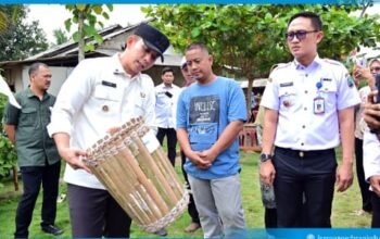 Bupati Lampung Selatan Apresiasi Semangat Gotong Royong Desa Suak dalam Program HELAU