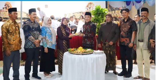 Rayakan HUT ke-53 Desa Beringin Kencana, Wabup Ajak Warga Perkuat Gotong Royong