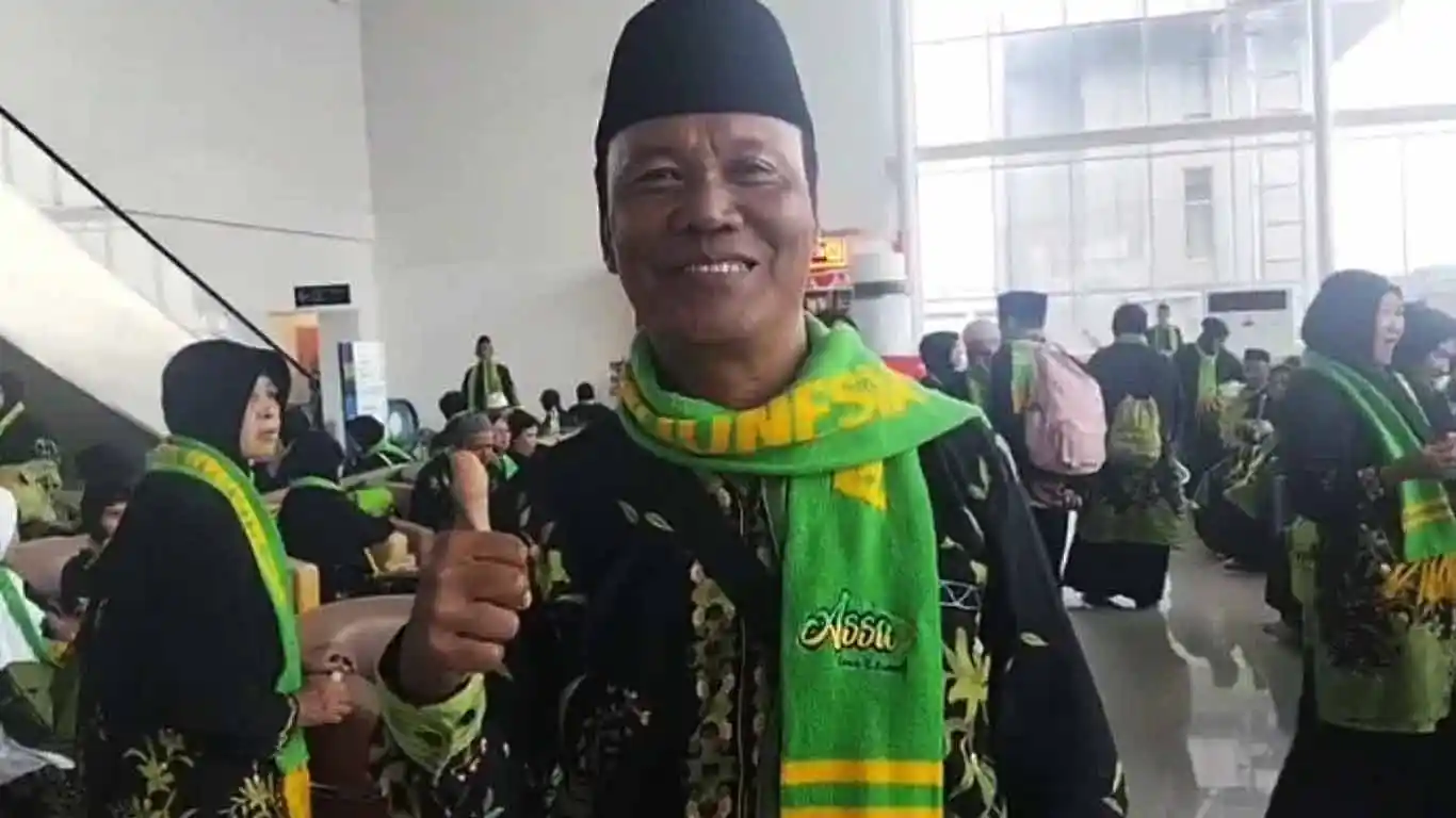 Doa Keluarga Besar PWRI Pesawaran Mengiringi Ahmad Yani dan Desmi Saputra ke Tanah Suci