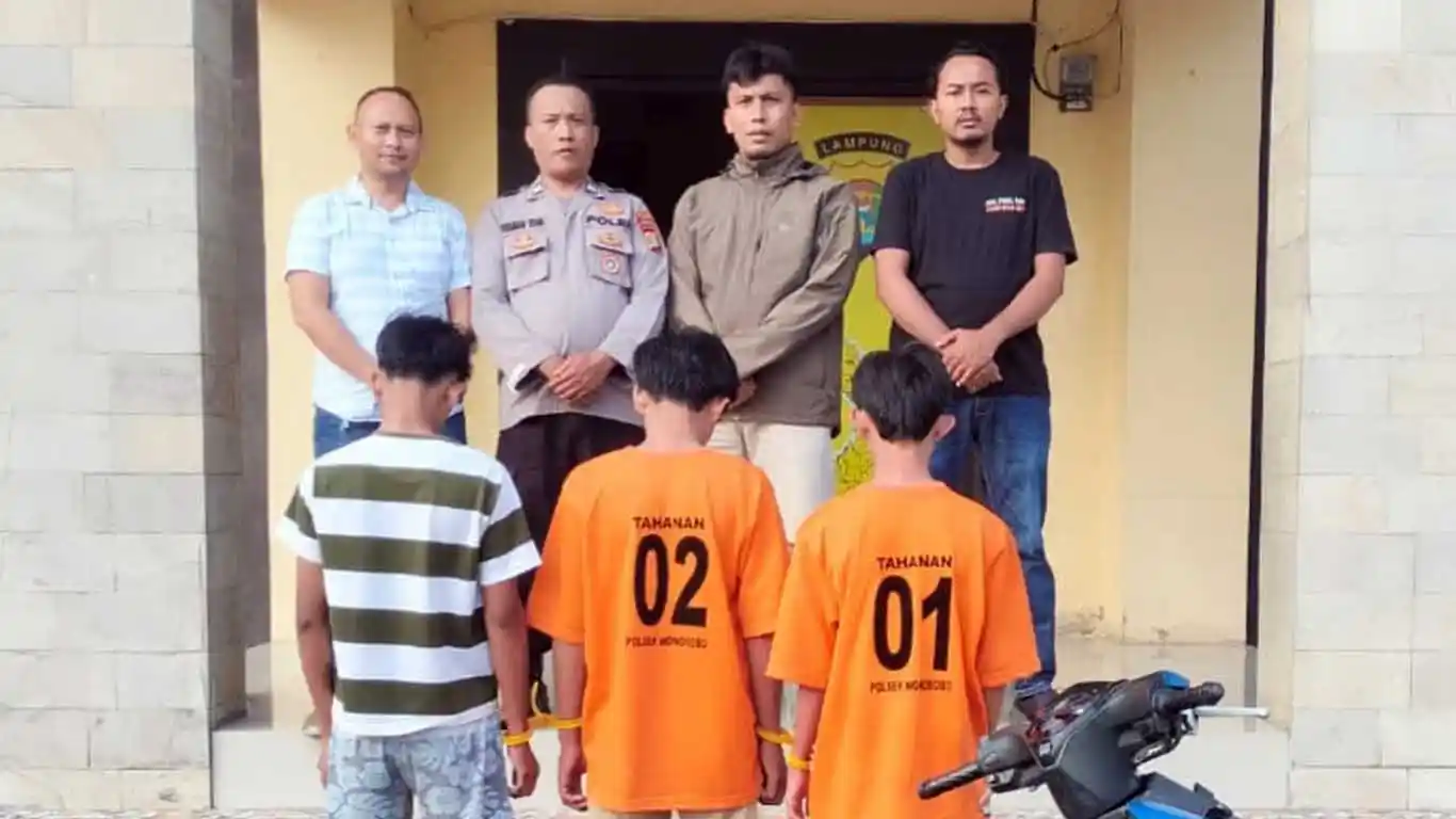 Polisi Amankan Tiga Remaja Pelaku Jambret iPhone 17 Pro Max Milik Pengendara di Wonosobo Tanggamus