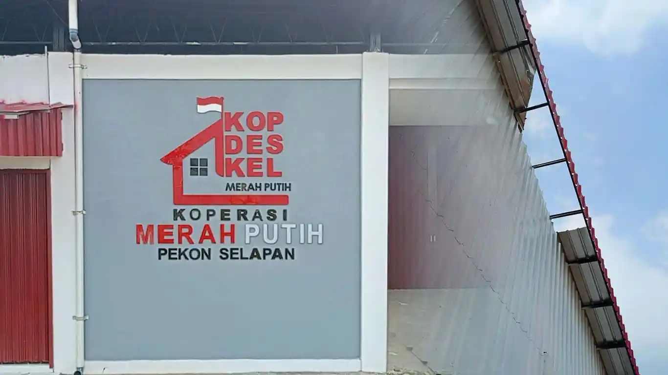 Terisolasi di Atas Bukit, Kopdes Merah Putih Pekon Selapan Diduga Tabrak Aturan Inpres