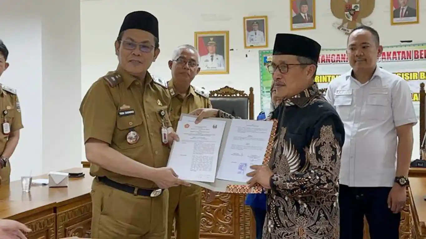 UTB Lampung dan Pemkab Pesisir Barat MoU Perkuat Sinergi Pembangunan Daerah