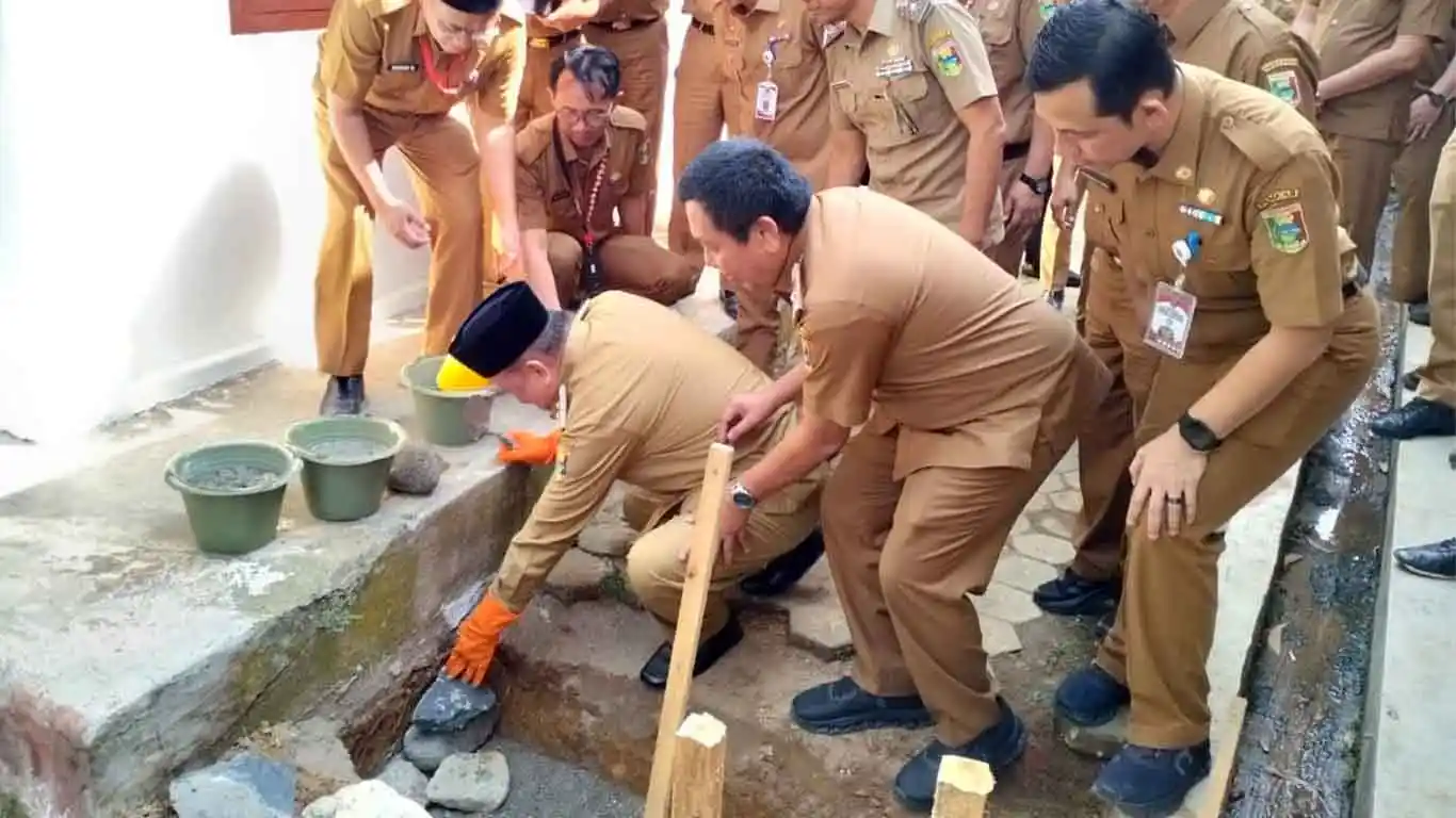 Bupati Tanggamus Letakkan Batu Pertama Pembangunan Musholla Al Afif Inspektorat Daerah