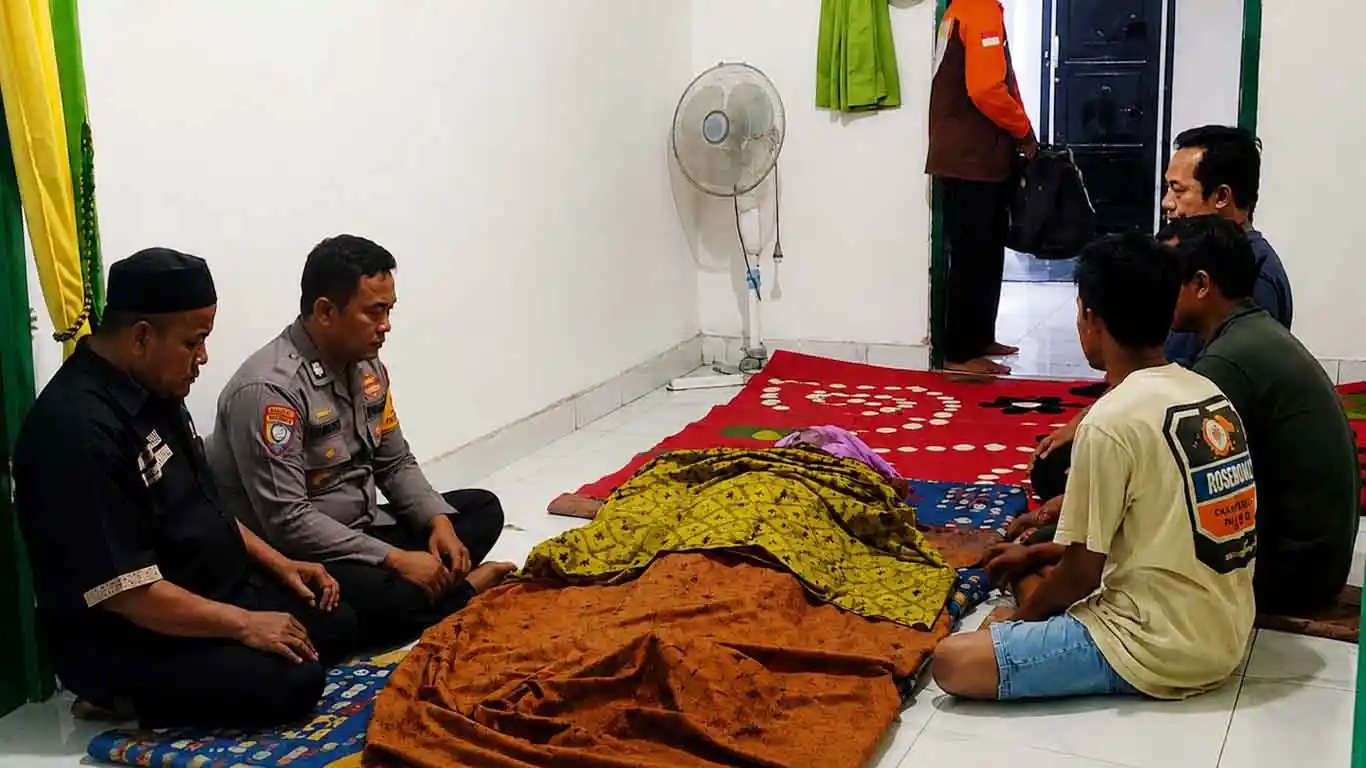 Pria 66 Tahun Ditemukan Meninggal di Bawah Pohon Alpukat di Gisting, Diduga Terjatuh