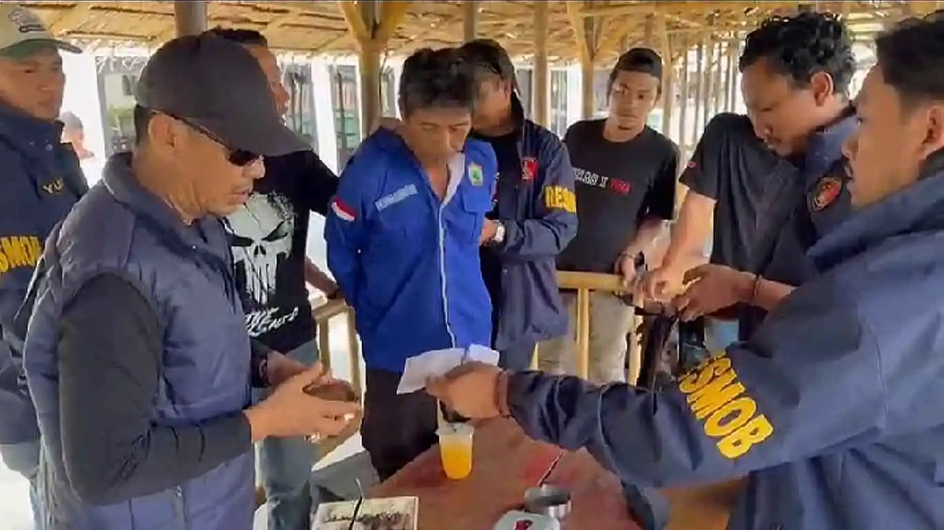 Pria Mengaku Wartawan Diamankan dalam OTT di Pesawaran