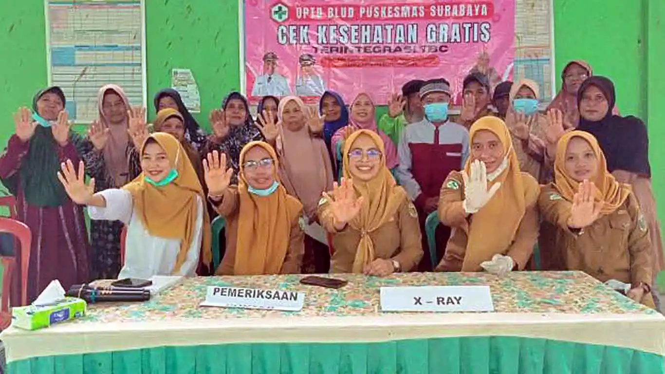 Puskesmas Surabaya Gelar Cek Kesehatan Gratis dan Skrining TBC di Kampung Sendang Ayu