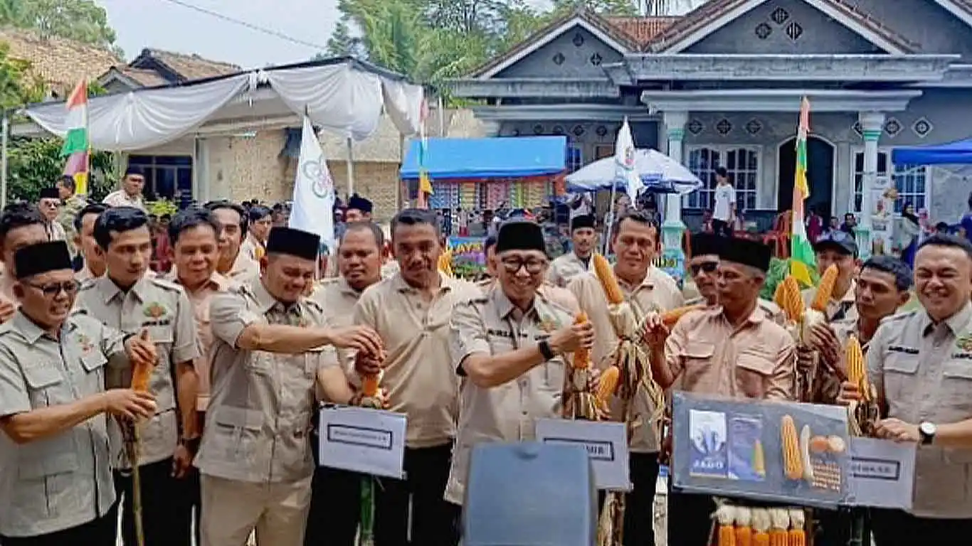 Rahmat Mirzani Djausal Lantik Pengurus PAC HKTI Se-Lampung Selatan