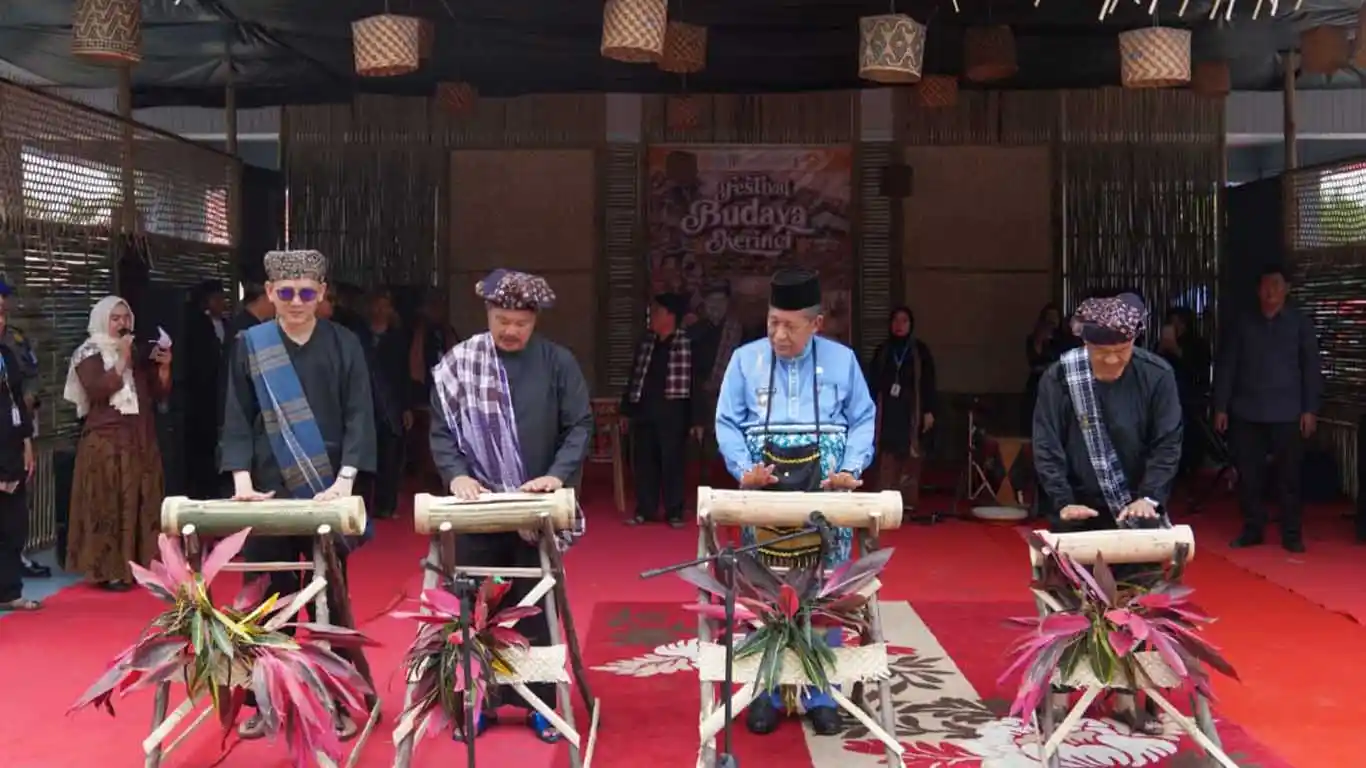 Festival Budaya Kerinci 2026 Resmi Dibuka, Perkuat Pelestarian Adat dan Pariwisata Daerah