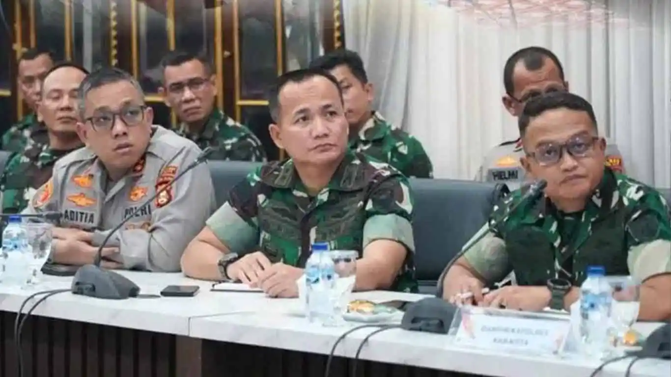 Pangdam II Sriwijaya Ikuti Ratas Bersama Presiden Prabowo Bahas Penanganan Karhutla Sumsel