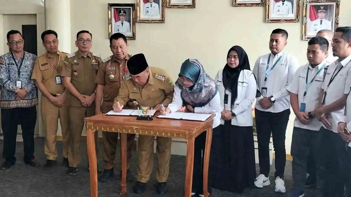 Pemkab Tanggamus dan PLN UP3 Pringsewu Perkuat Pengelolaan PBJT Tenaga Listrik