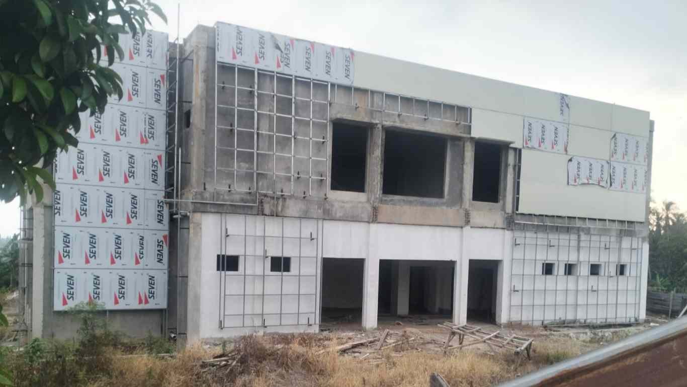 Mangkrak 50 Meter dari Rumah Dinas Bupati: Labkesda Tanggamus Rp8 Miliar Jadi “Istana Hantu”